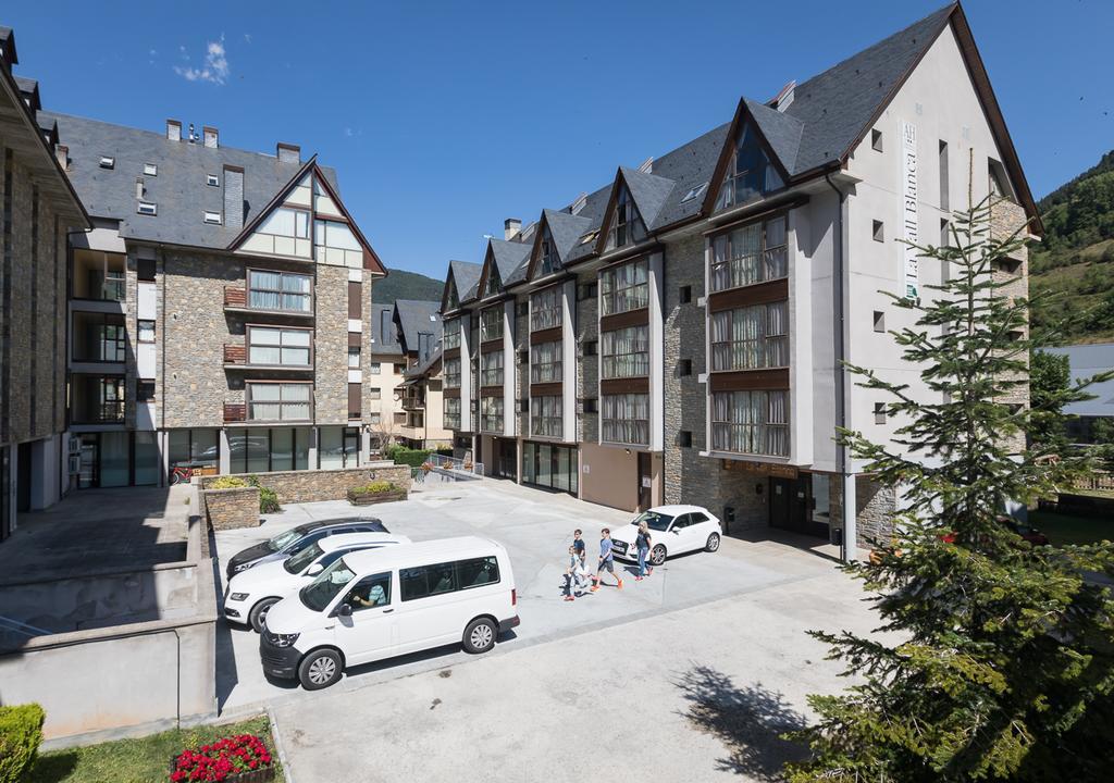 Aparthotel La Vall Blanca Vielha e Mijaran Exterior foto