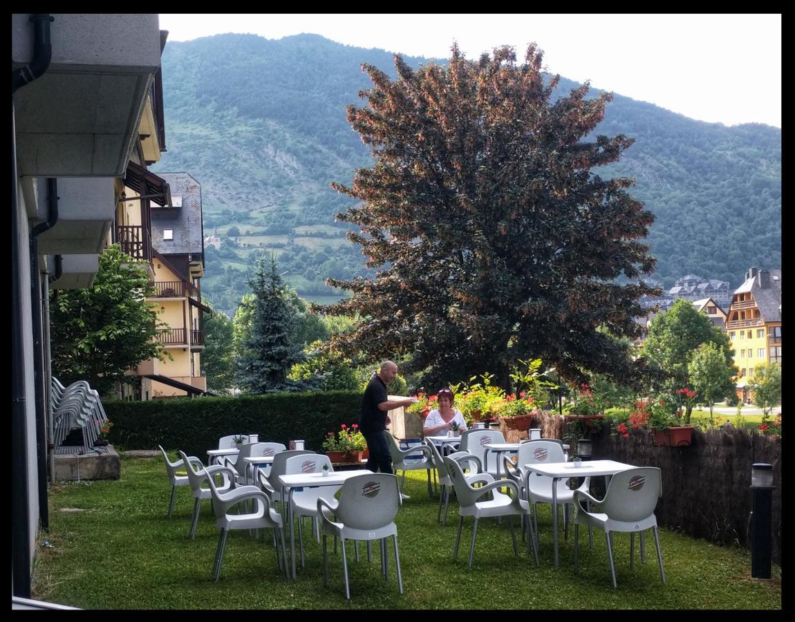 Aparthotel La Vall Blanca Vielha e Mijaran Exterior foto
