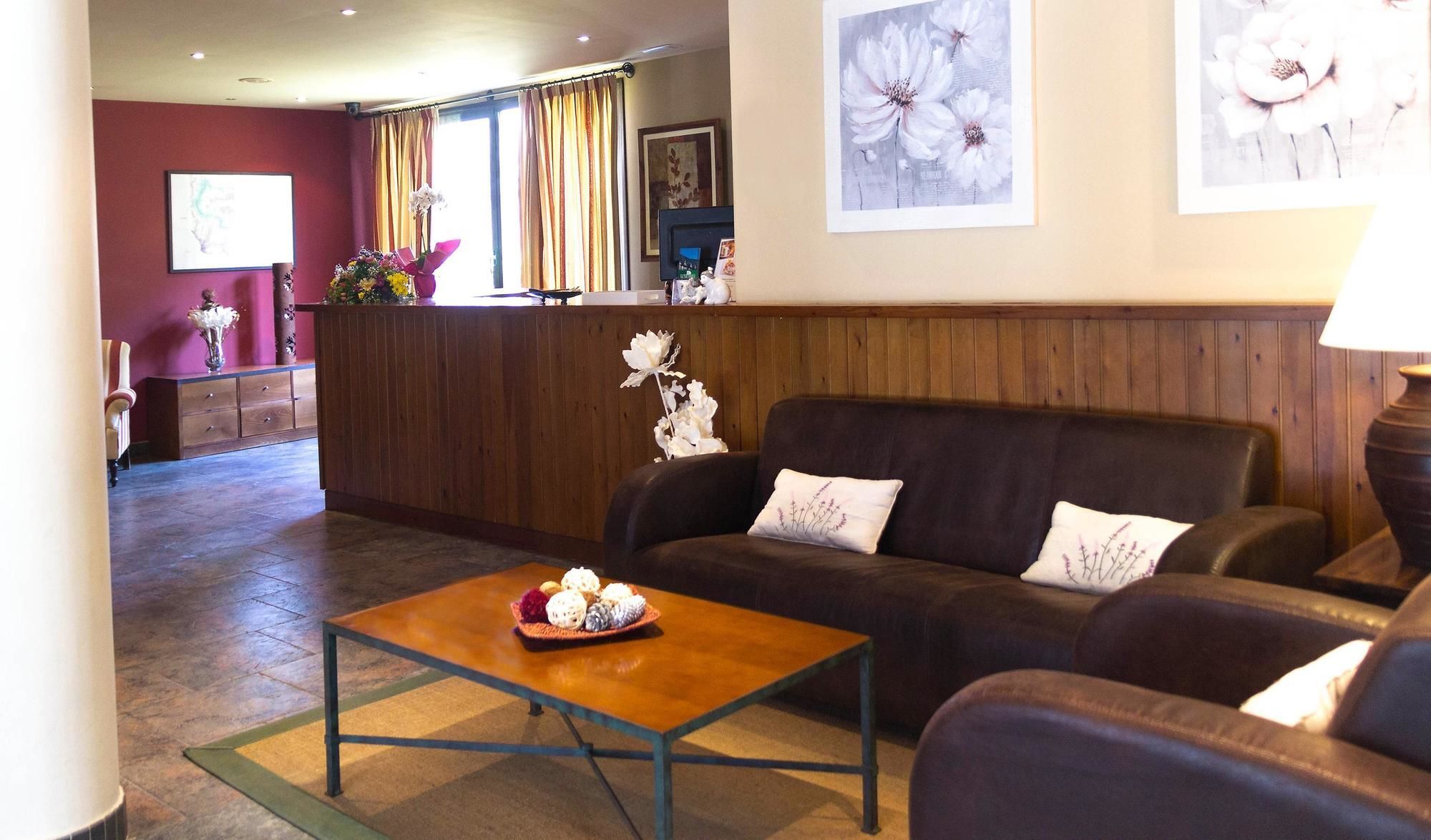 Aparthotel La Vall Blanca Vielha e Mijaran Exterior foto