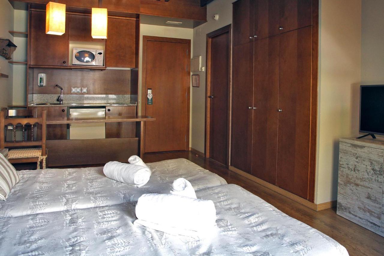 Aparthotel La Vall Blanca Vielha e Mijaran Exterior foto